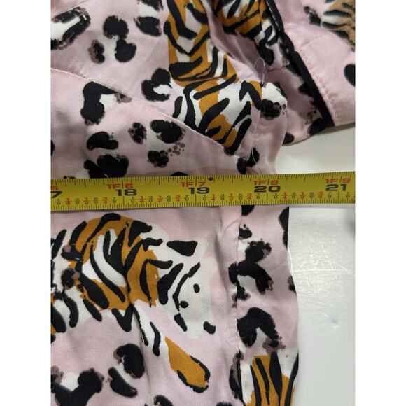 Anthropologie LyreBird ModaLuxe Short Sleeve PJ Set Sz Small Pink Tiger Leopard - Picture 7 of 7